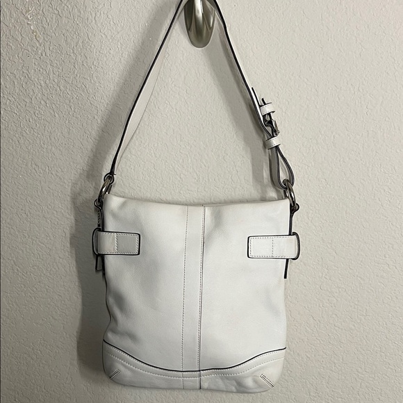 Coach 2000s Y2K buckle shoulder bag - Picture 2 of 11